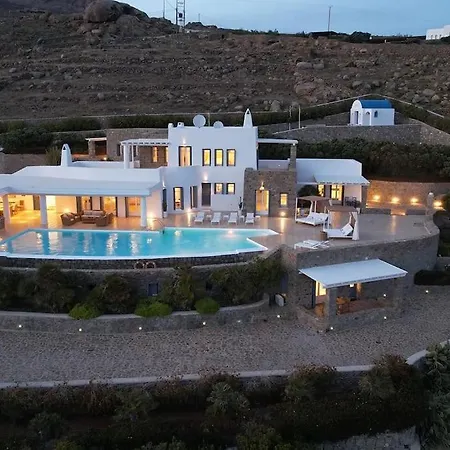 Lia Estate