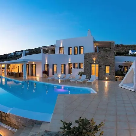 Lia Estate *